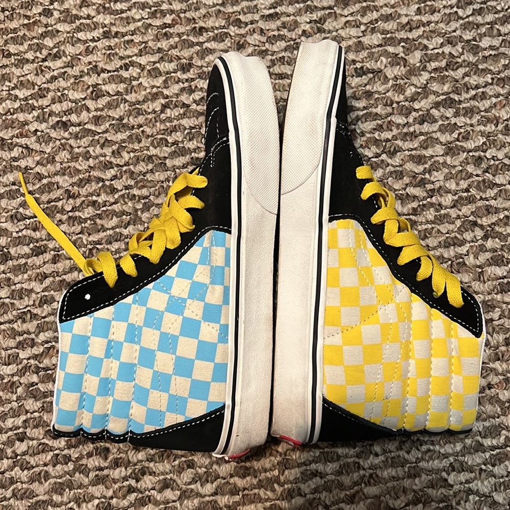 Simpsons vans!! - Picture 3 of 9
